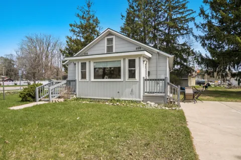 602 E Cayuga Street