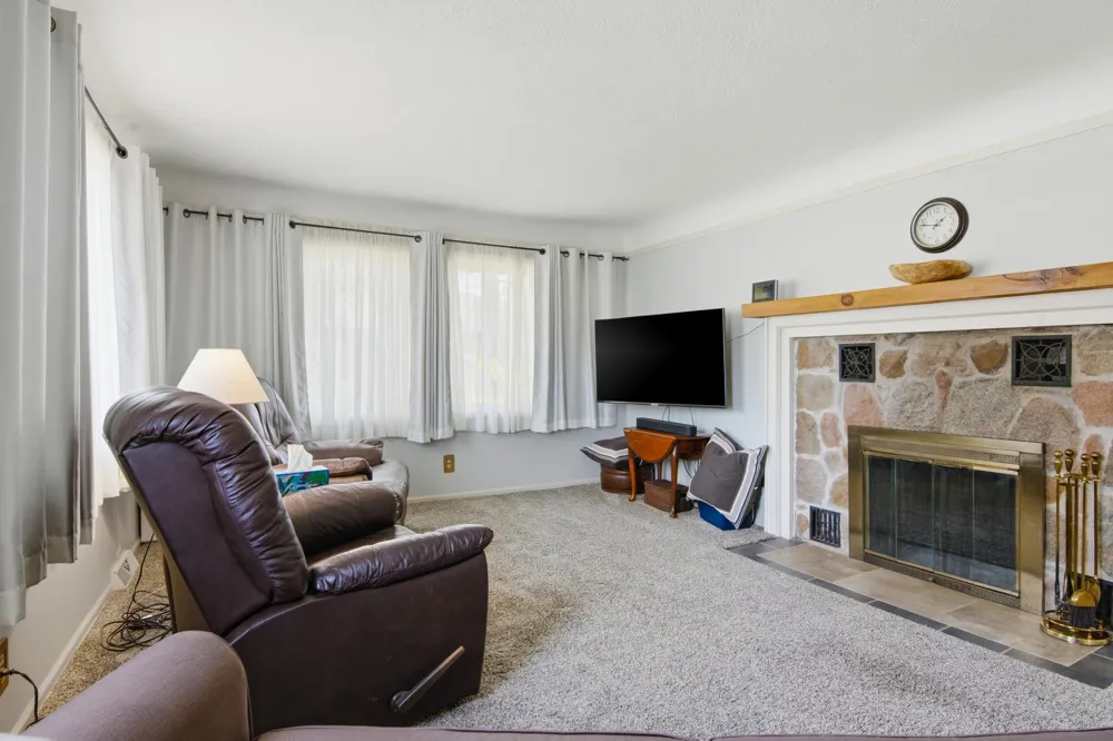 602 E Cayuga Street Kearney Township, MI 49615