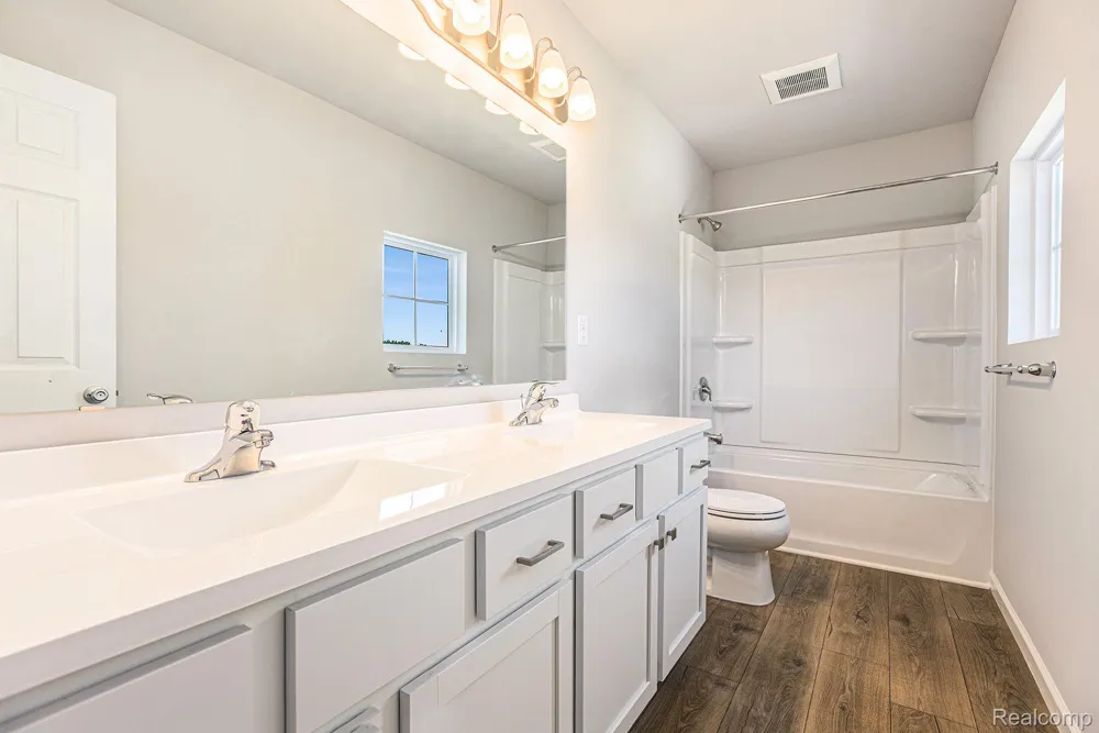 1967 Lockerbie Lane Hartland Township, MI 48353