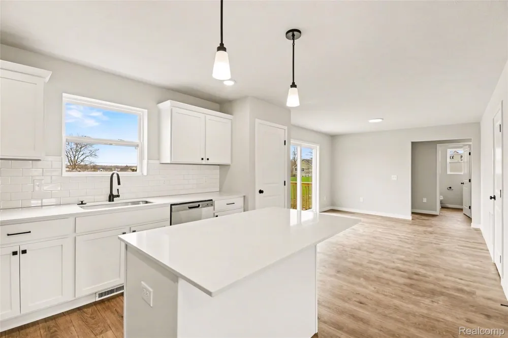 1967 Lockerbie Lane Hartland Township, MI 48353
