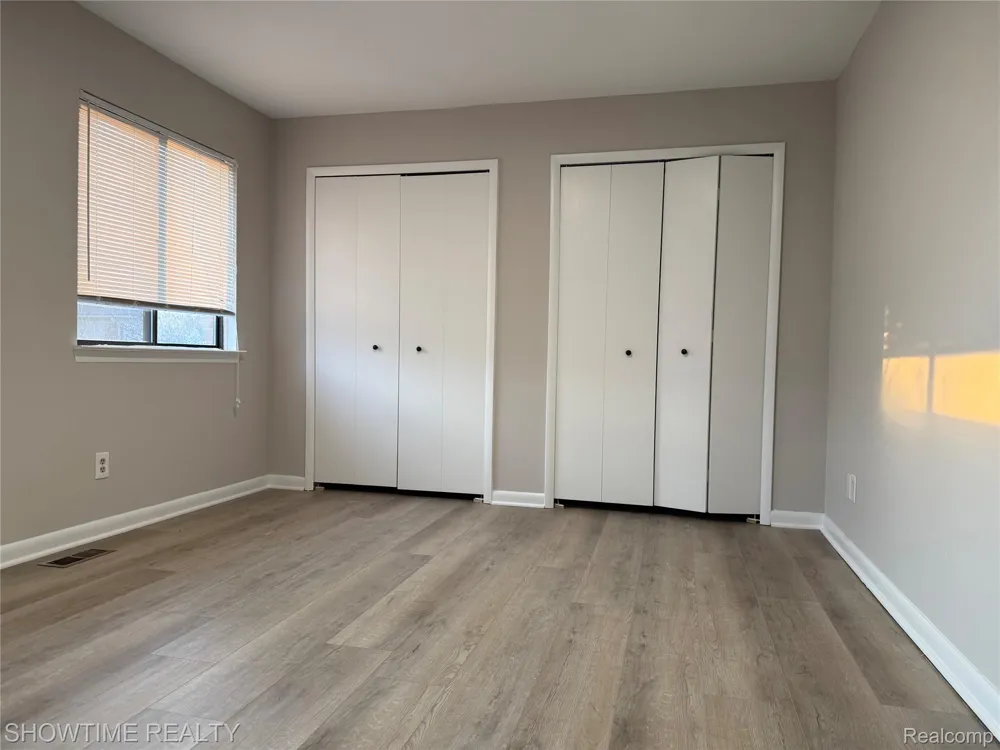 40860 HIGHPOINTE DRIVE Clinton Charter Township, MI 48038