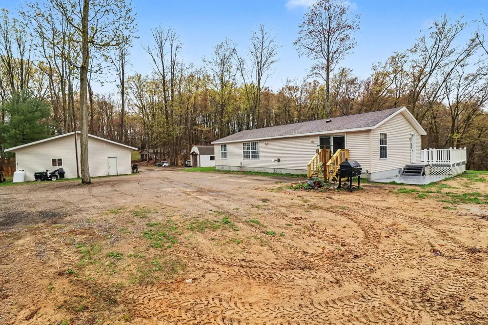 6547 S Outer Loop Drive Logan Township, MI 49405
