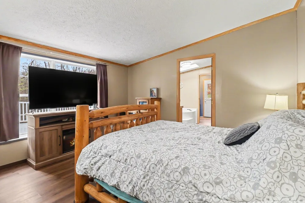 6547 S Outer Loop Drive Logan Township, MI 49405