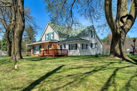 304 W Main