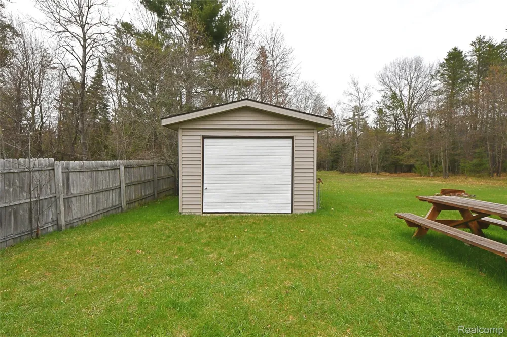 10865 Johnston Boulevard Richfield Township, MI 48656