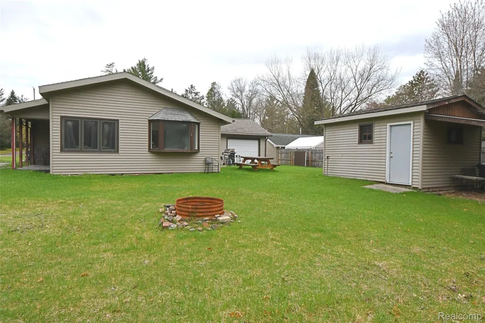 10865 Johnston Boulevard Richfield Township, MI 48656