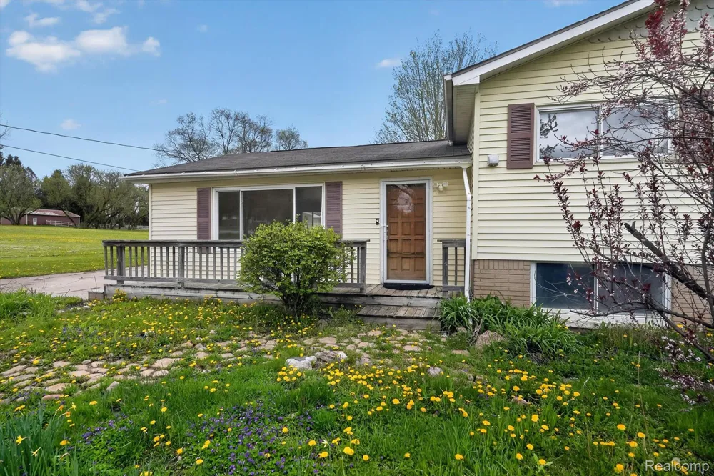 5457 E Frances Road Thetford Township, MI 48458