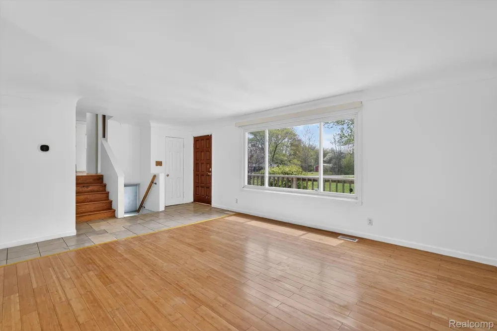 5457 E Frances Road Thetford Township, MI 48458