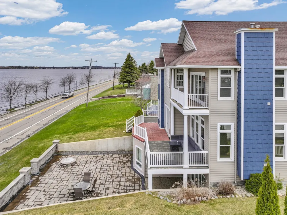 2121 Sunnyside Drive Cadillac City, MI 49601