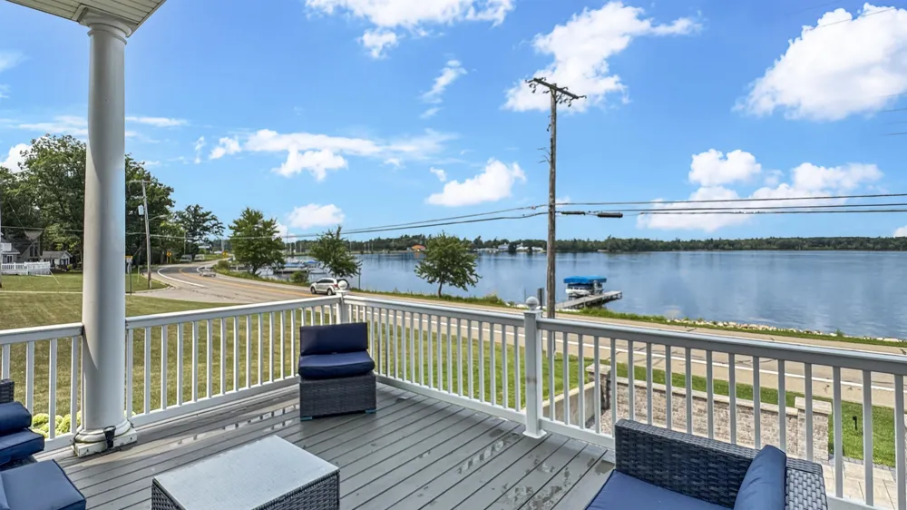 2121 Sunnyside Drive Cadillac City, MI 49601