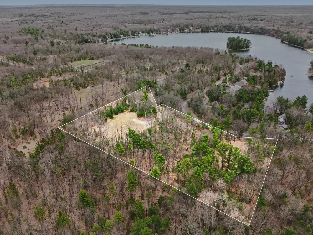 195 Starflower Lane Whitewater Township, MI 49686