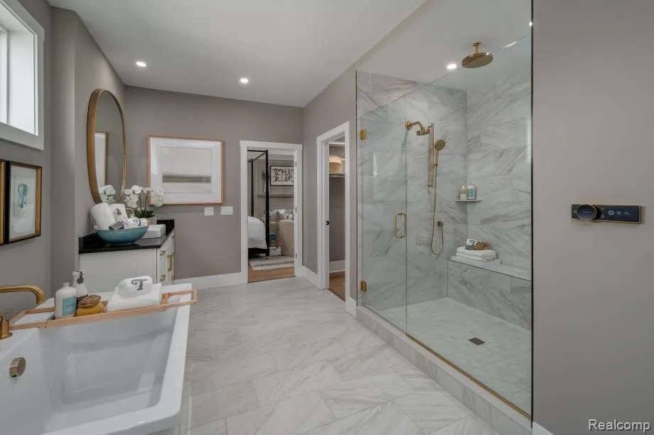 138 Maple Leaf Lane Ann Arbor Charter Township, MI 48105