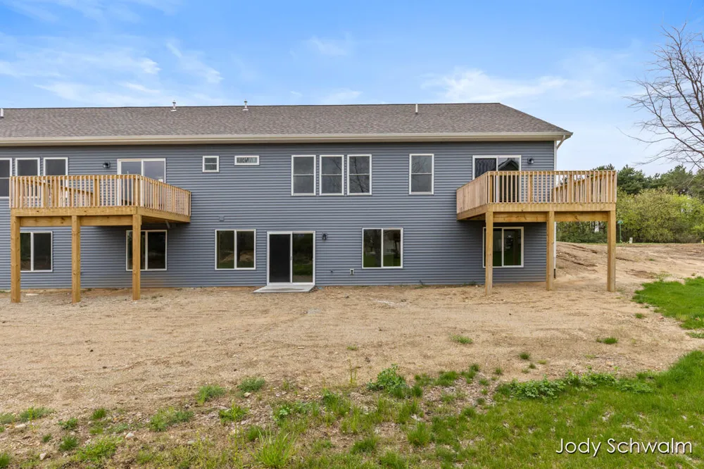 754 Noble Drive Belding City, MI 48809