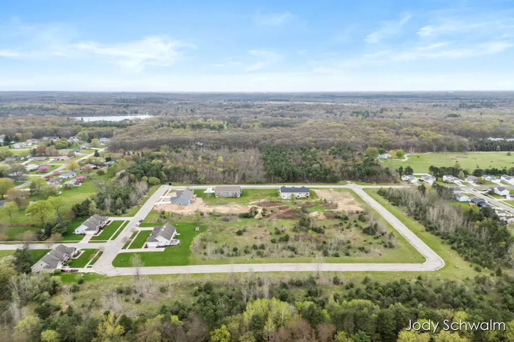 754 Noble Drive Belding City, MI 48809