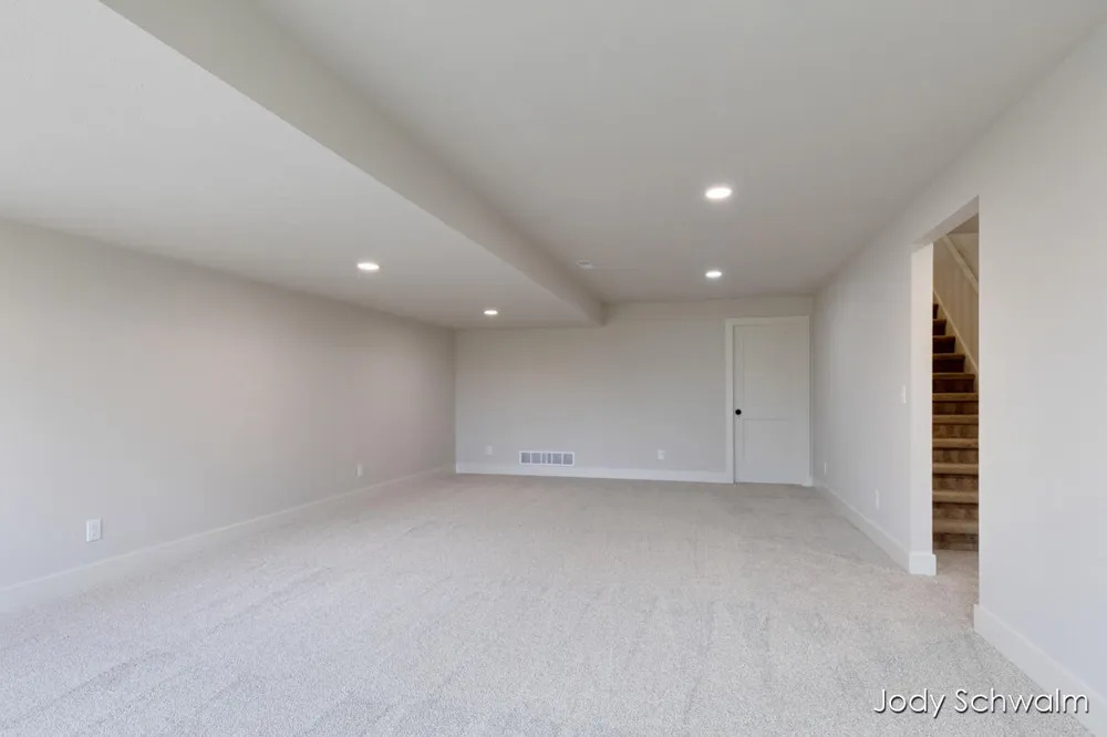754 Noble Drive Belding City, MI 48809