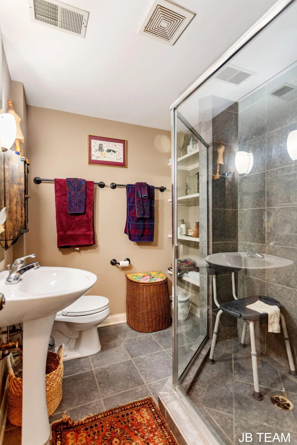 17 W 10th Street #220 Holland City, MI 49423
