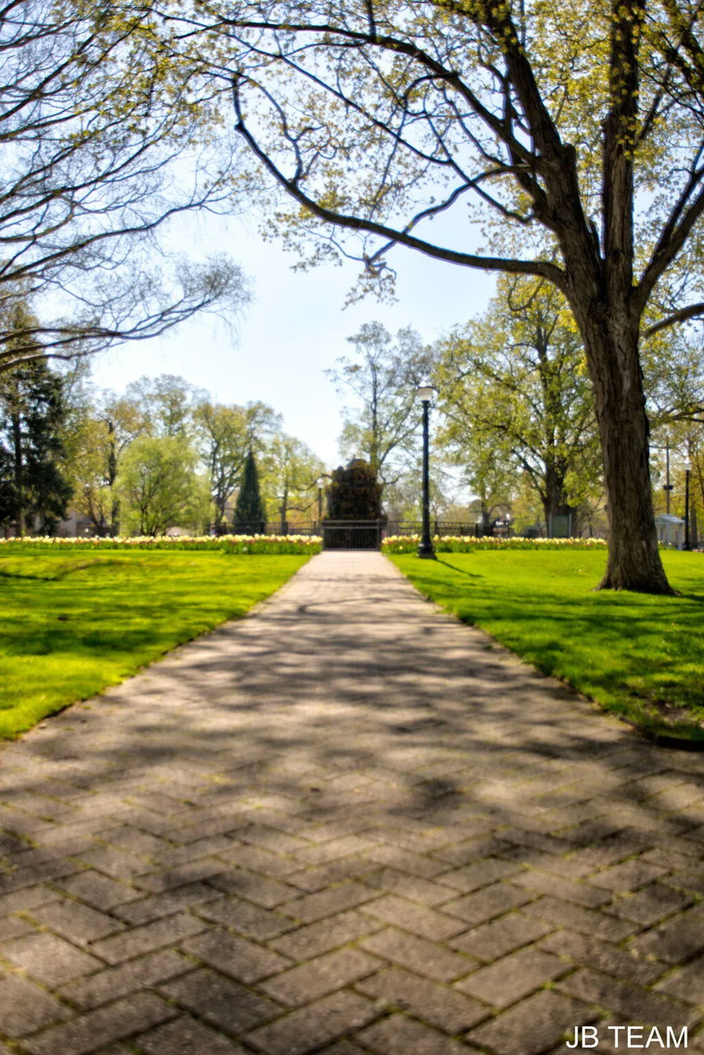 17 W 10th Street #220 Holland City, MI 49423