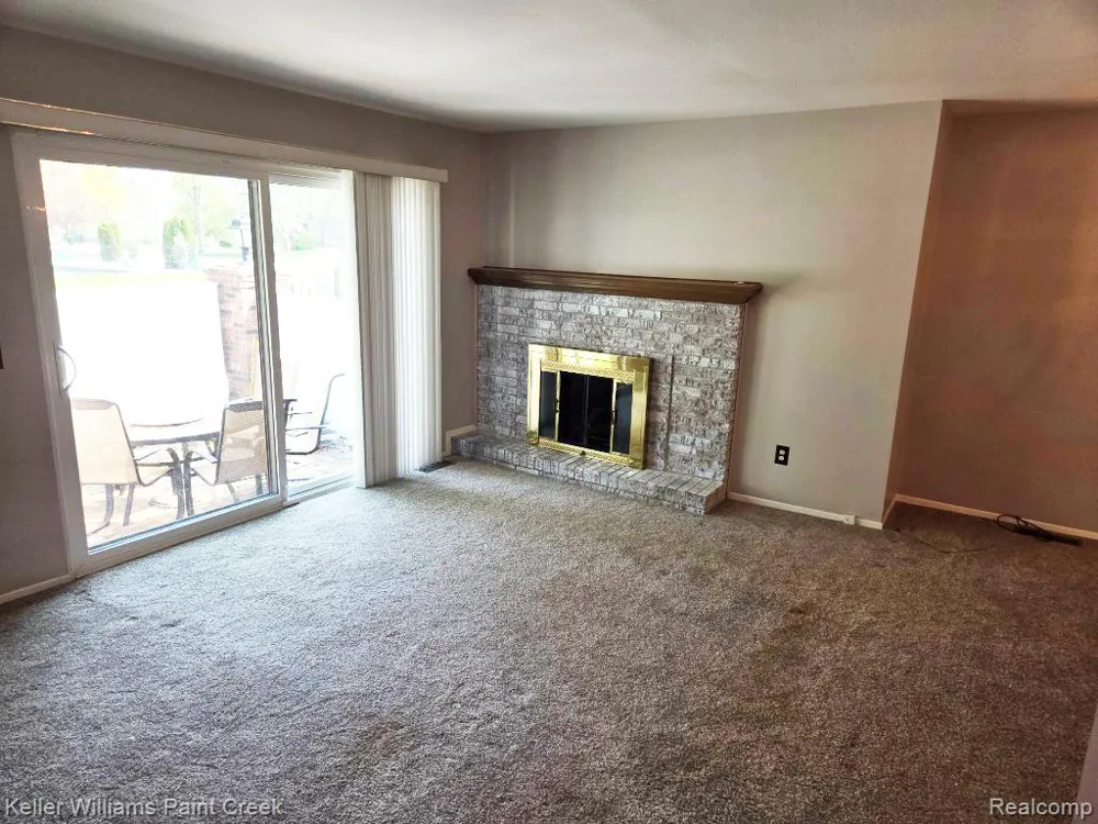 38565 Golfview Drive W Clinton Charter Township, MI 48038