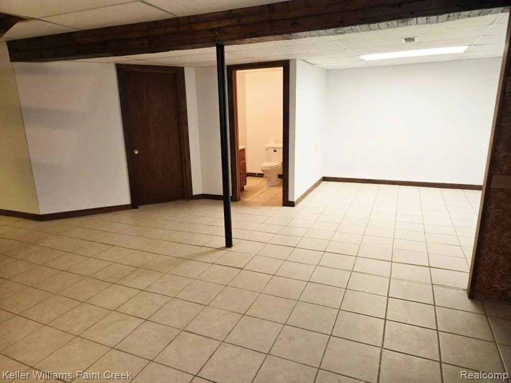 38565 Golfview Drive W Clinton Charter Township, MI 48038