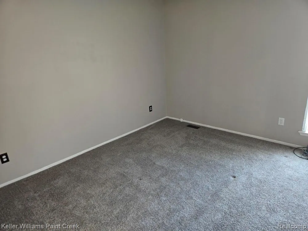 38565 Golfview Drive W Clinton Charter Township, MI 48038