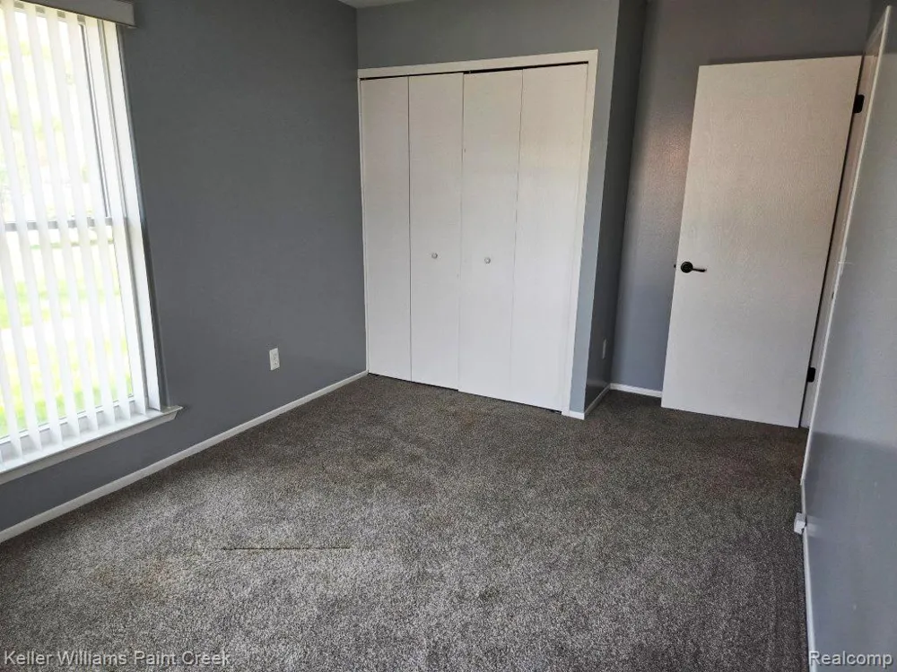 38565 Golfview Drive W Clinton Charter Township, MI 48038
