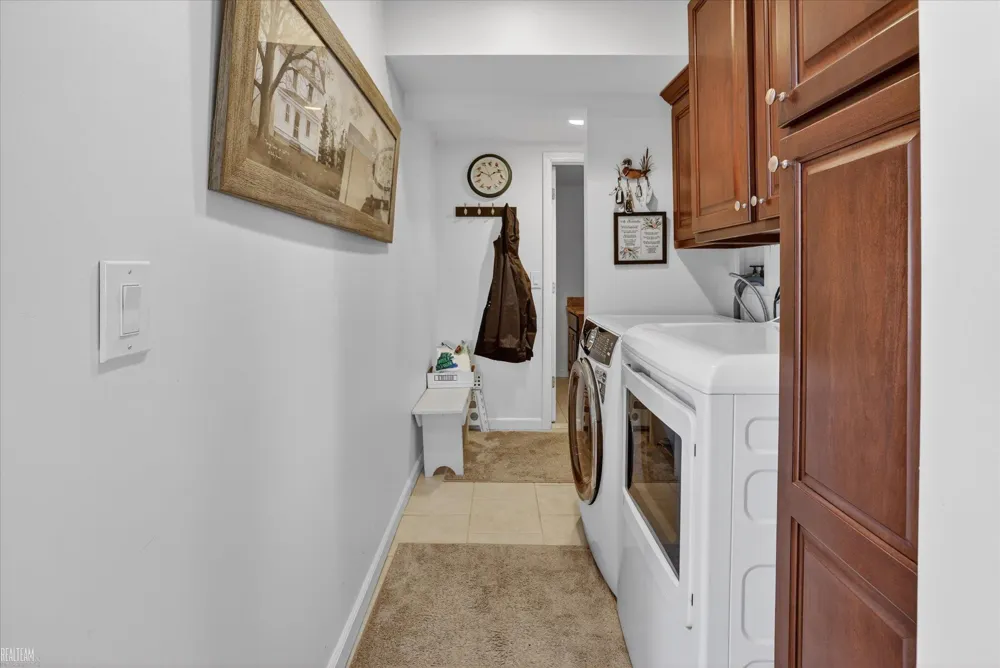 6258 SW Ginafred Shores Drive Springfield Township, MI 49633