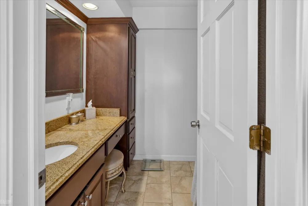 6258 SW Ginafred Shores Drive Springfield Township, MI 49633