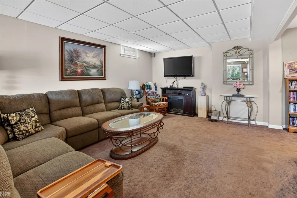 6258 SW Ginafred Shores Drive Springfield Township, MI 49633
