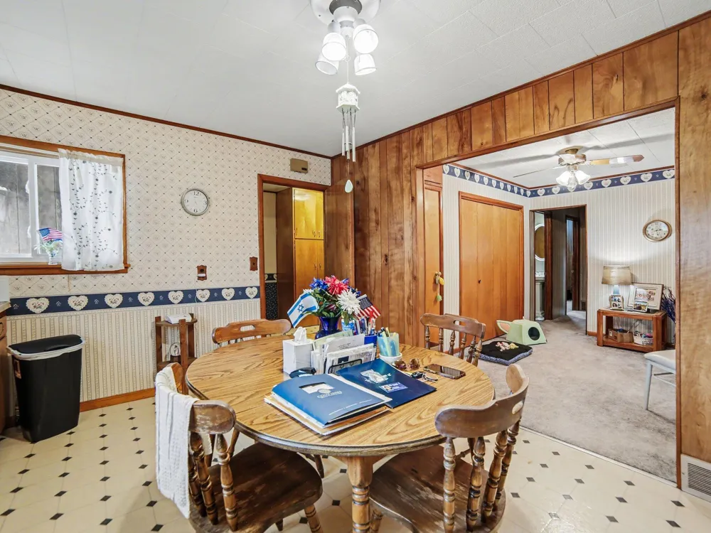 24 E Polk Road Elbridge Township, MI 49420