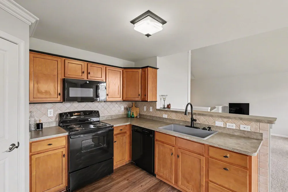 4324 Hampton Ridge Boulevard Genoa Township, MI 48843