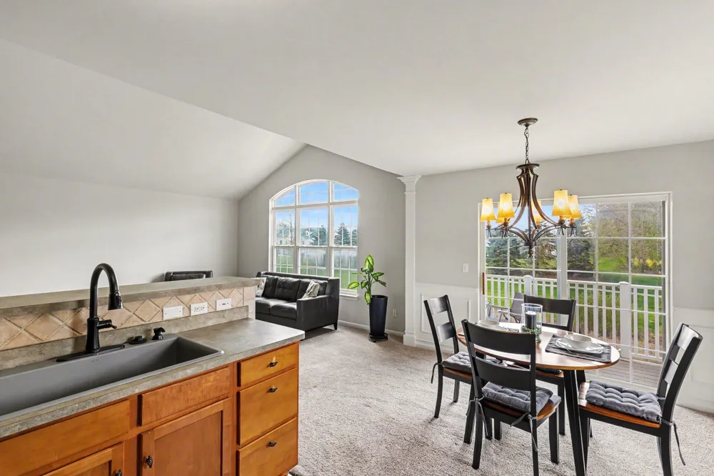 4324 Hampton Ridge Boulevard Genoa Township, MI 48843