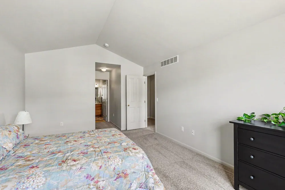 4324 Hampton Ridge Boulevard Genoa Township, MI 48843