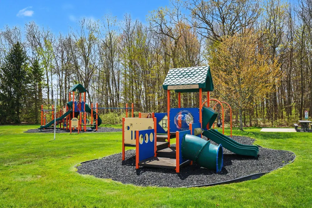 4324 Hampton Ridge Boulevard Genoa Township, MI 48843