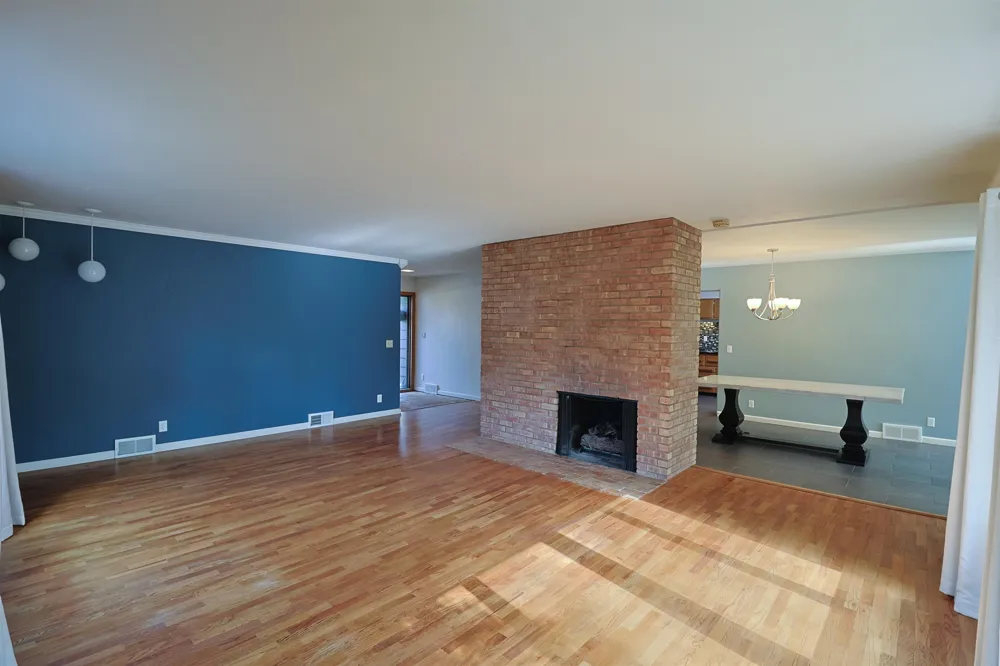 4502 Concord Street Midland City, MI 48642