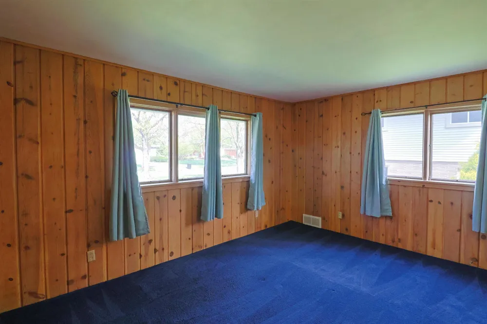 4502 Concord Street Midland City, MI 48642