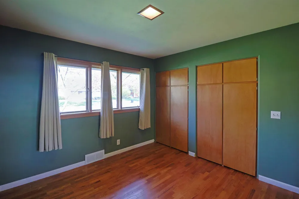 4502 Concord Street Midland City, MI 48642