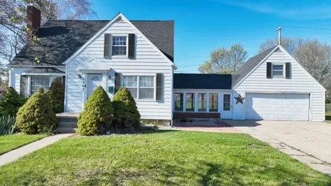 1207 North Drive