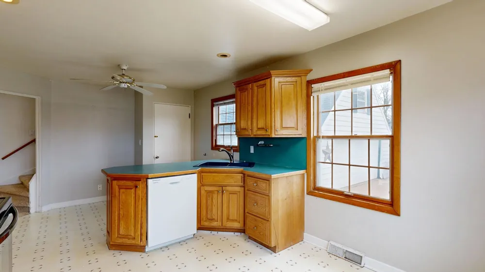 1207 North Drive Mt Pleasant City, MI 48858