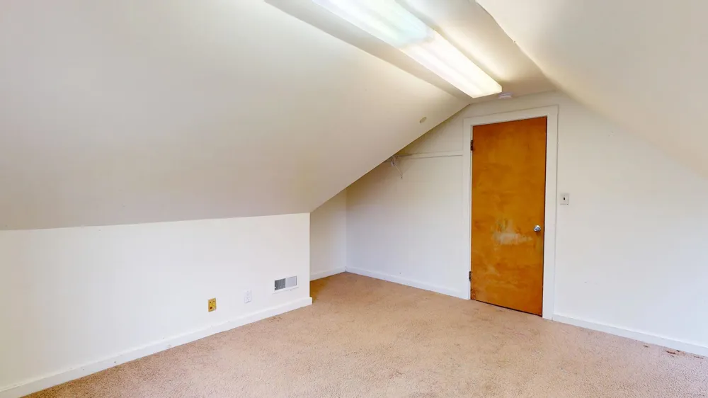 1207 North Drive Mt Pleasant City, MI 48858