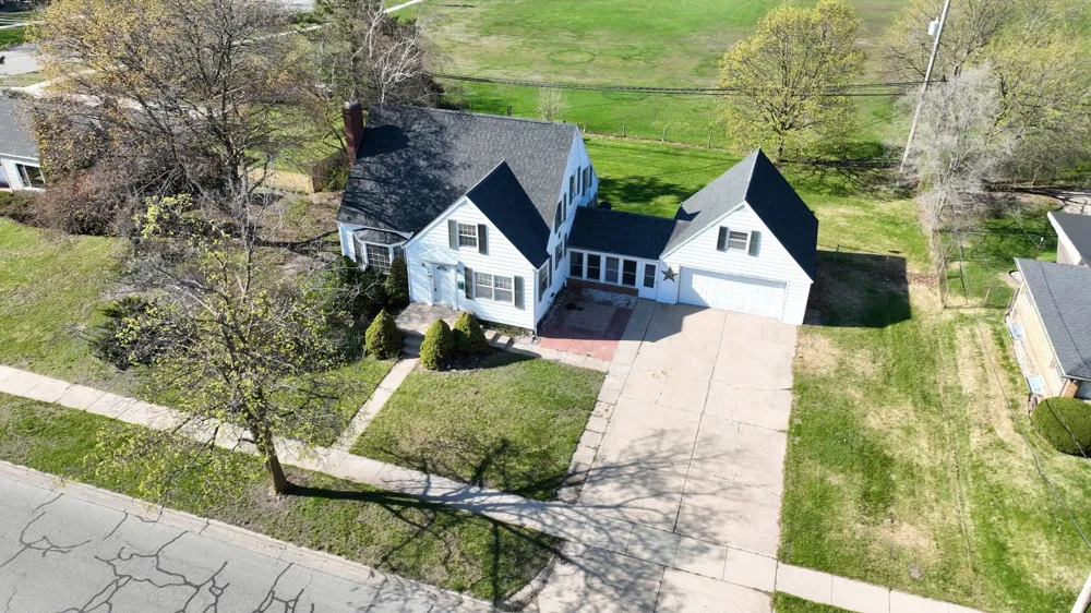 1207 North Drive Mt Pleasant City, MI 48858