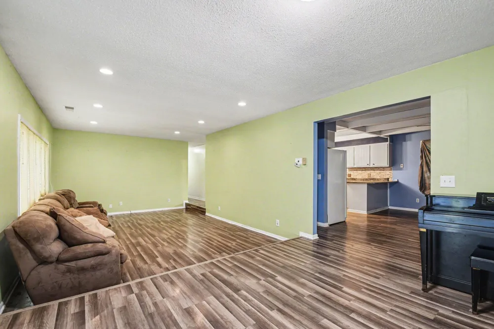5564 Newton Avenue Coloma Charter Township, MI 49038