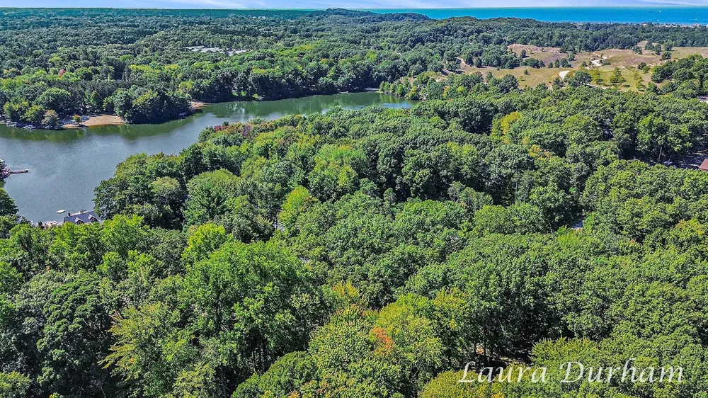 6480 Island Lake Road Laketown Township, MI 49423