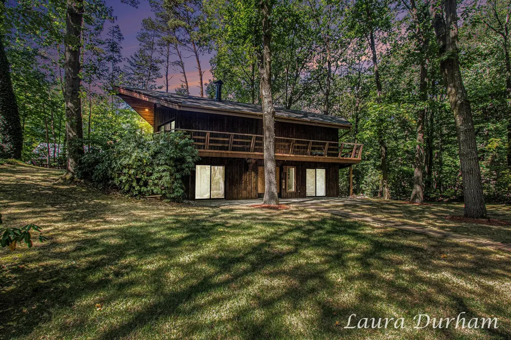 6480 Island Lake Road Laketown Township, MI 49423