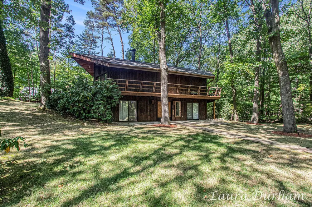 6480 Island Lake Road Laketown Township, MI 49423