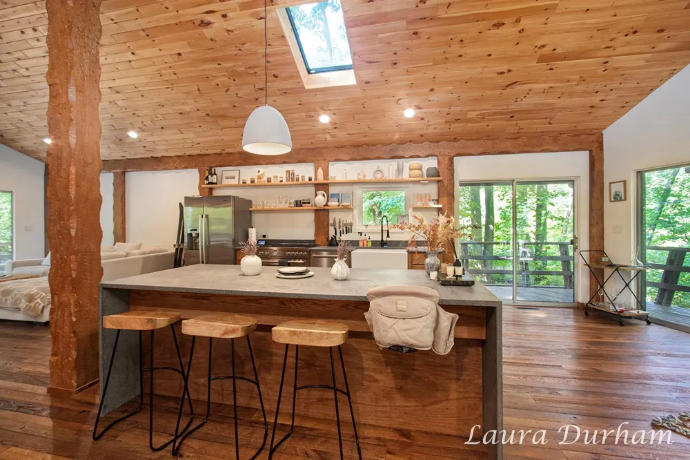 6480 Island Lake Road Laketown Township, MI 49423