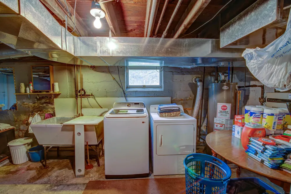 234 Howard Avenue Croswell City, MI 48022