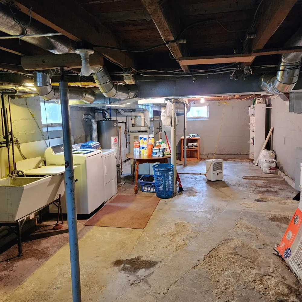 234 Howard Avenue Croswell City, MI 48022