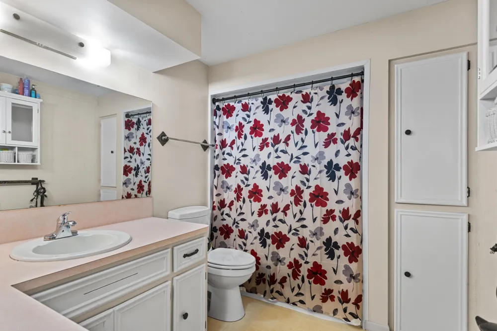 1470 54th Street SE Kentwood City, MI 49508
