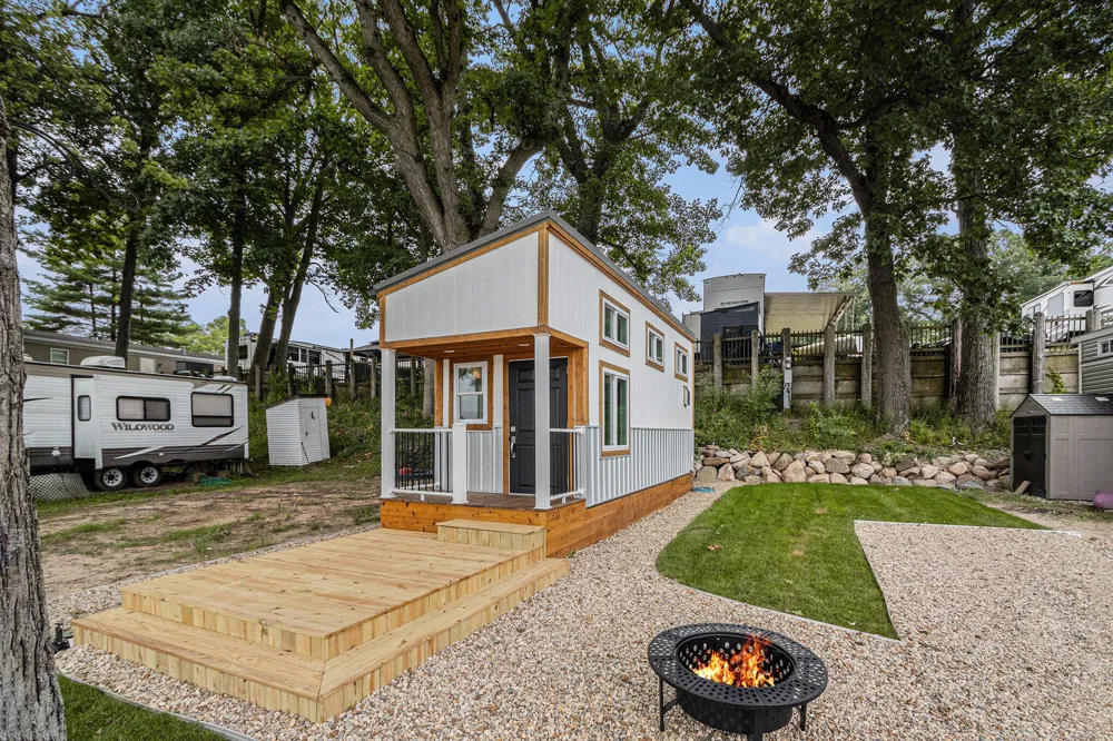 12377 Bair Lake Street #4 Newberg Township, MI 49061