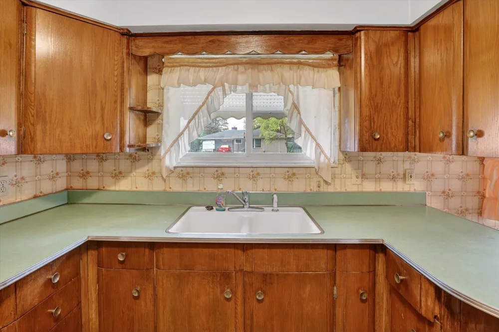 636 Rustic Drive Carrollton Township, MI 48604
